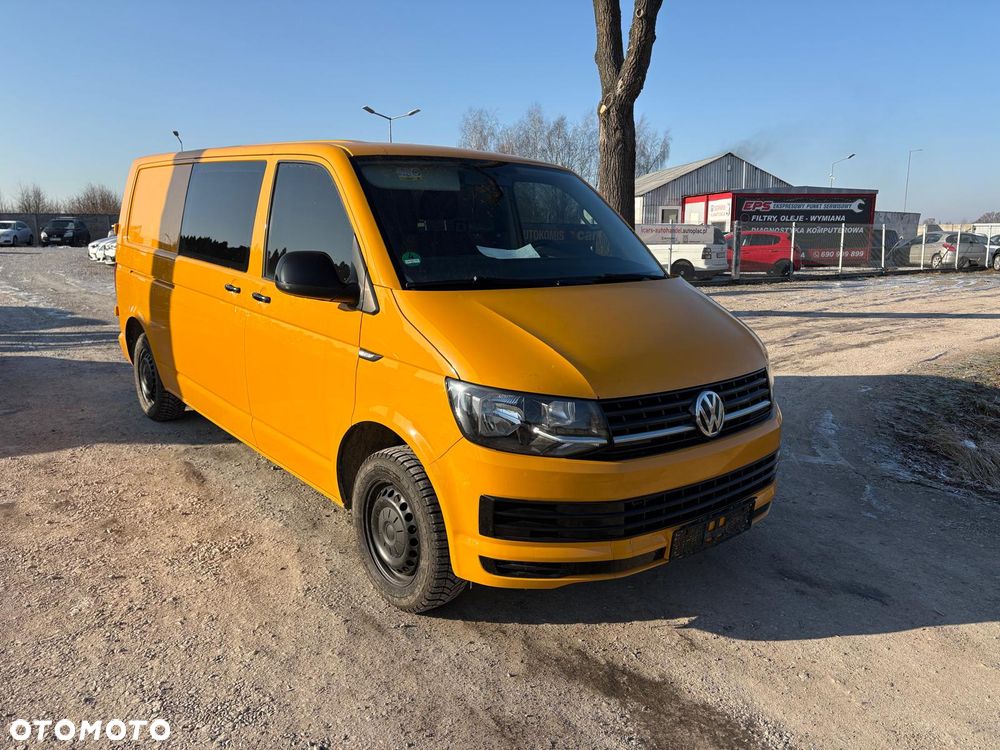 Volkswagen Transporter - 1