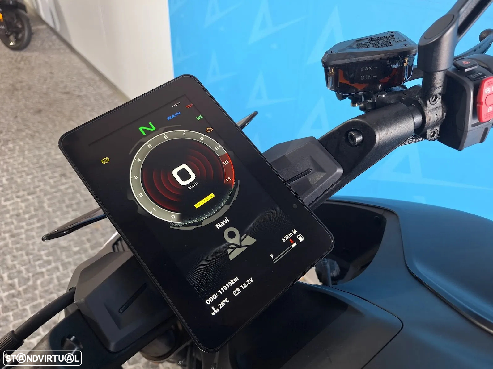 CF Moto 800NK - 10