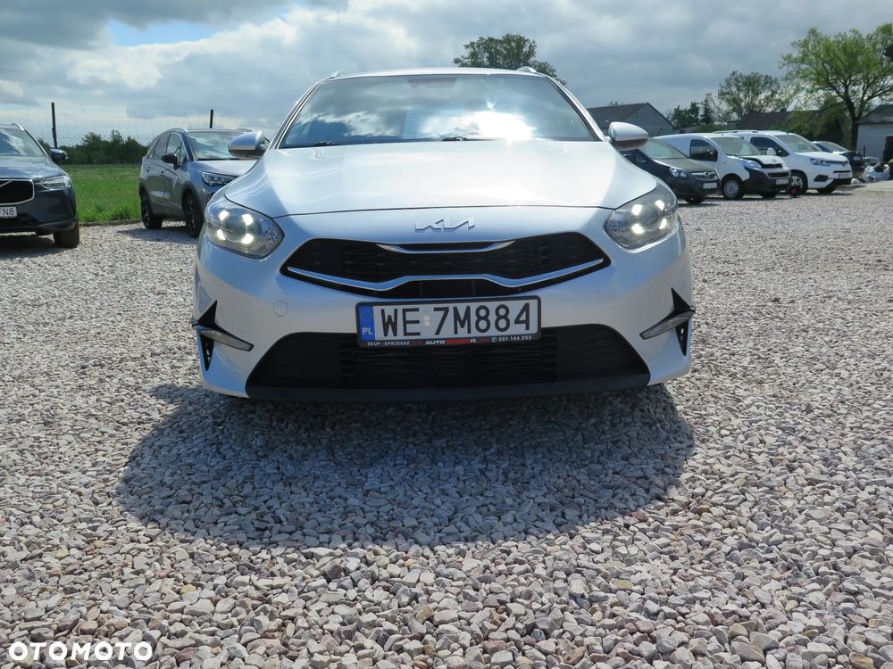 Kia Ceed 1.5 T-GDI M - 12