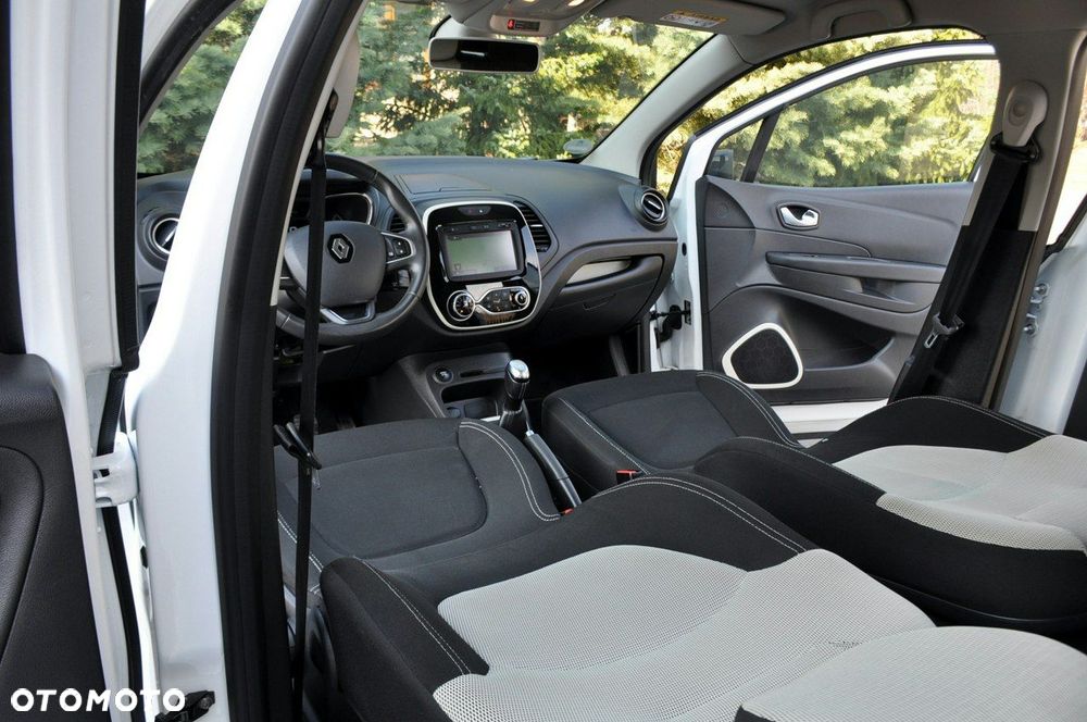 Renault Captur - 28