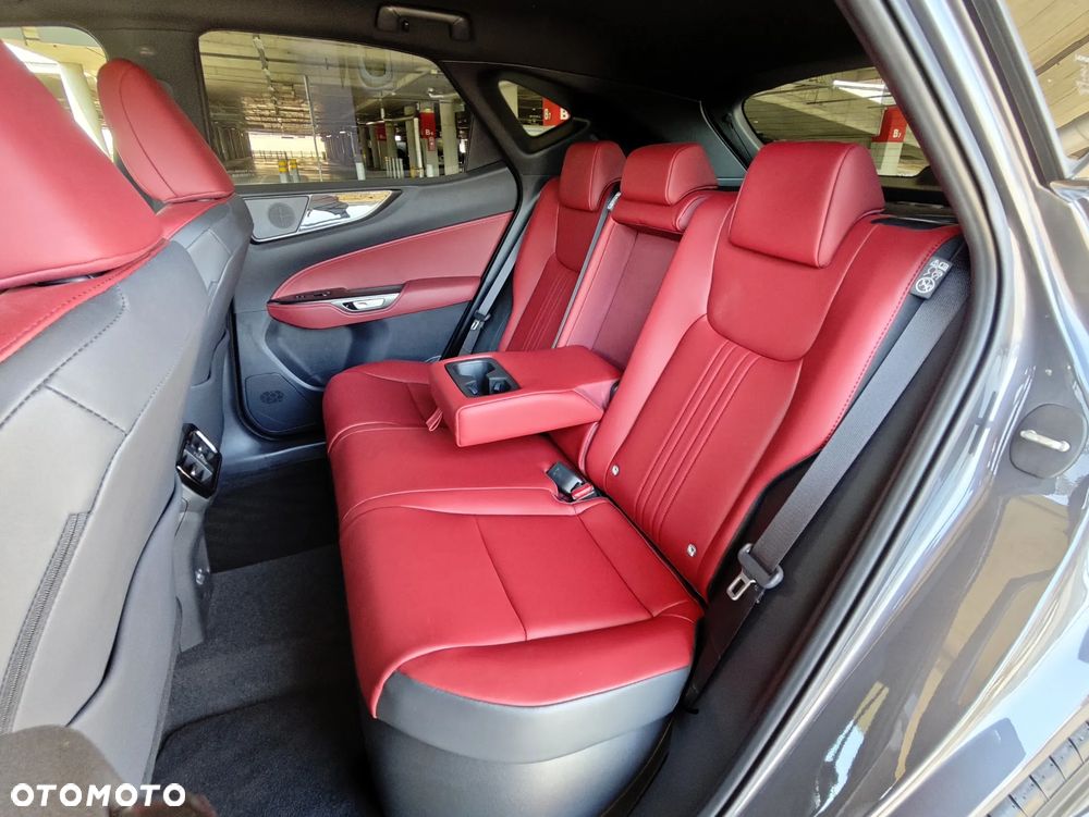 Lexus NX 350h Prestige 2WD - 12