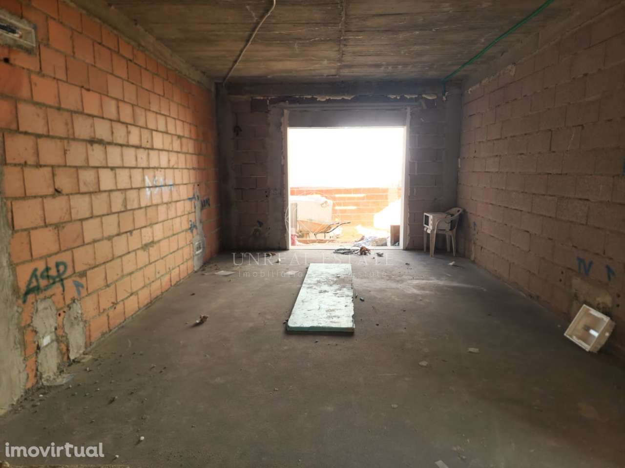 Moradia Geminada T3 com duas Suítes e zona de lazer, localizada no Pin - Grande imagem: 4/31