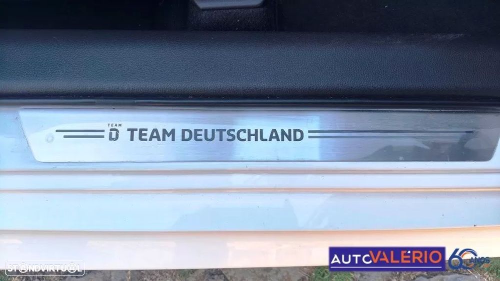 Toyota Yaris 1.5 HDF Comfort Plus - 37