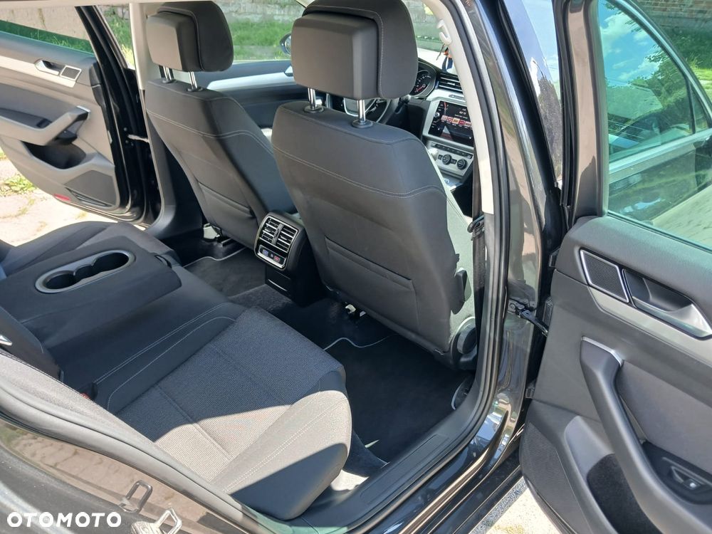 Volkswagen Passat 1.8 TSI BMT Comfortline DSG - 36