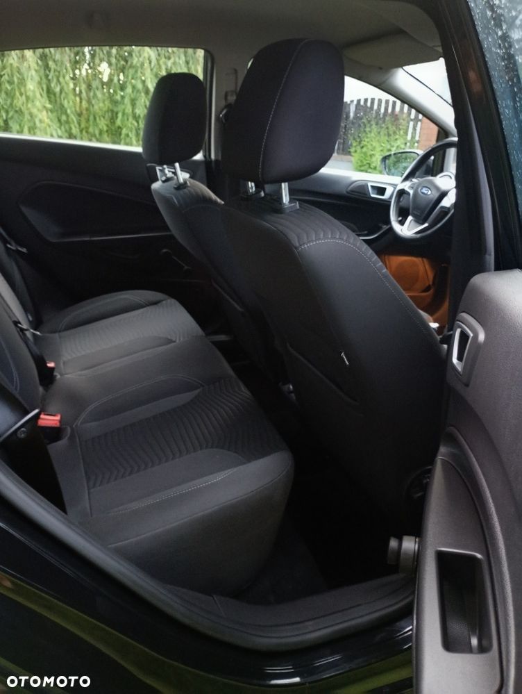 Ford Fiesta - 6