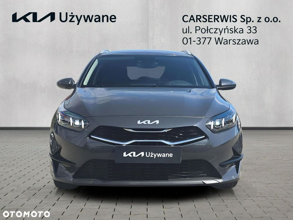 Kia Ceed - 8