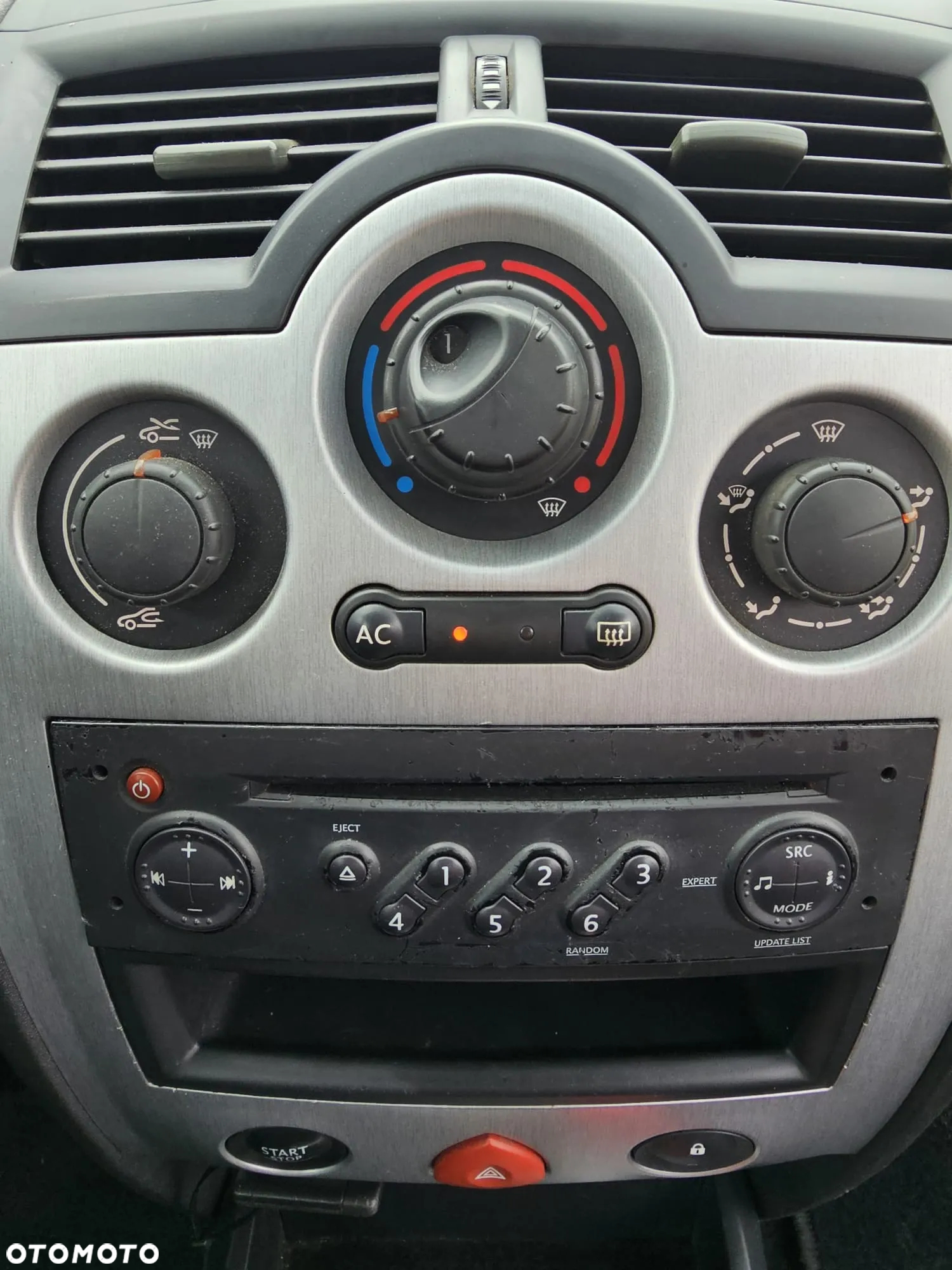 Renault Megane 1.6 Coupe-Cabriolet Luxe Privilege - 22