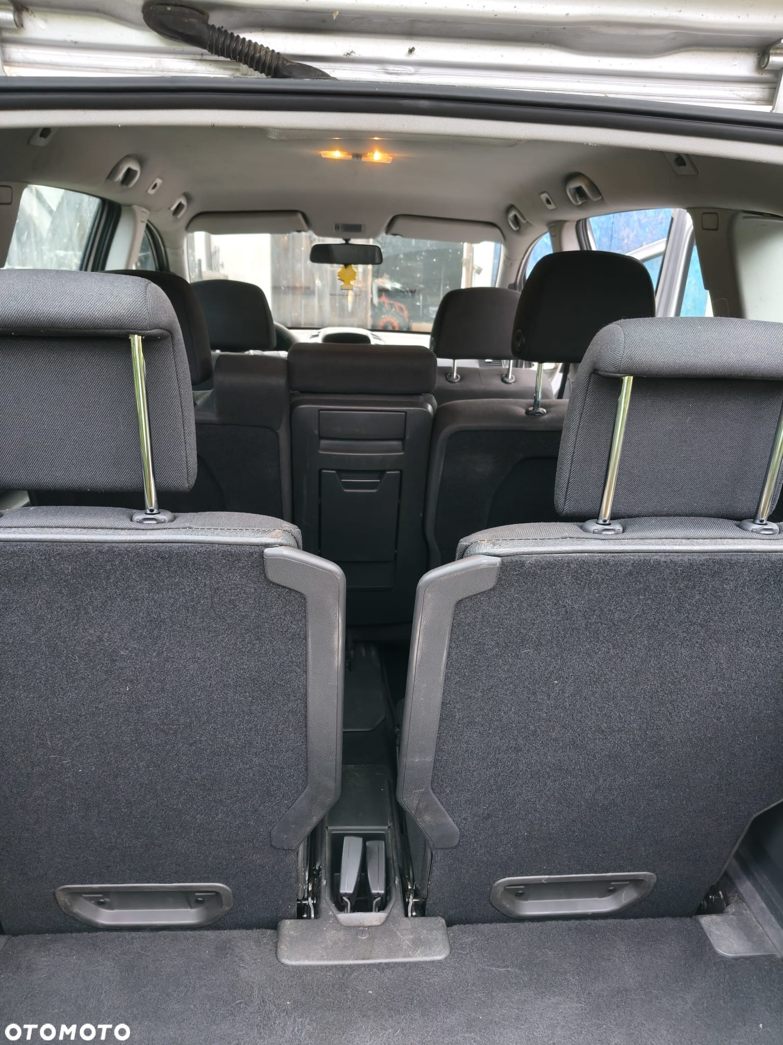 Opel Zafira - 8