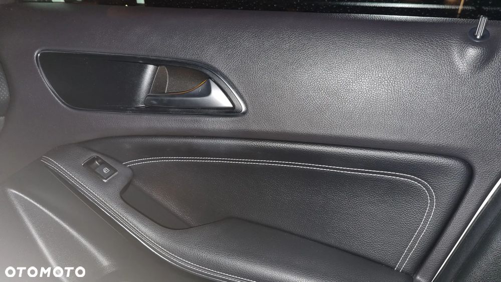 Mercedes-Benz Klasa A 180 CDI 7G-DCT - 20