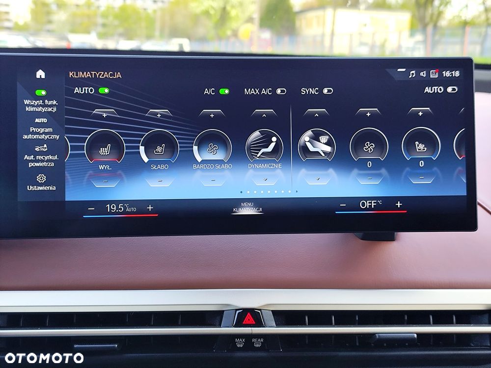 BMW iX xDrive40 76.6kWh - 15