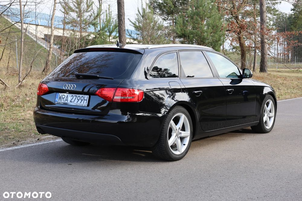 Audi A4 Avant 2.0 TDI DPF - 10