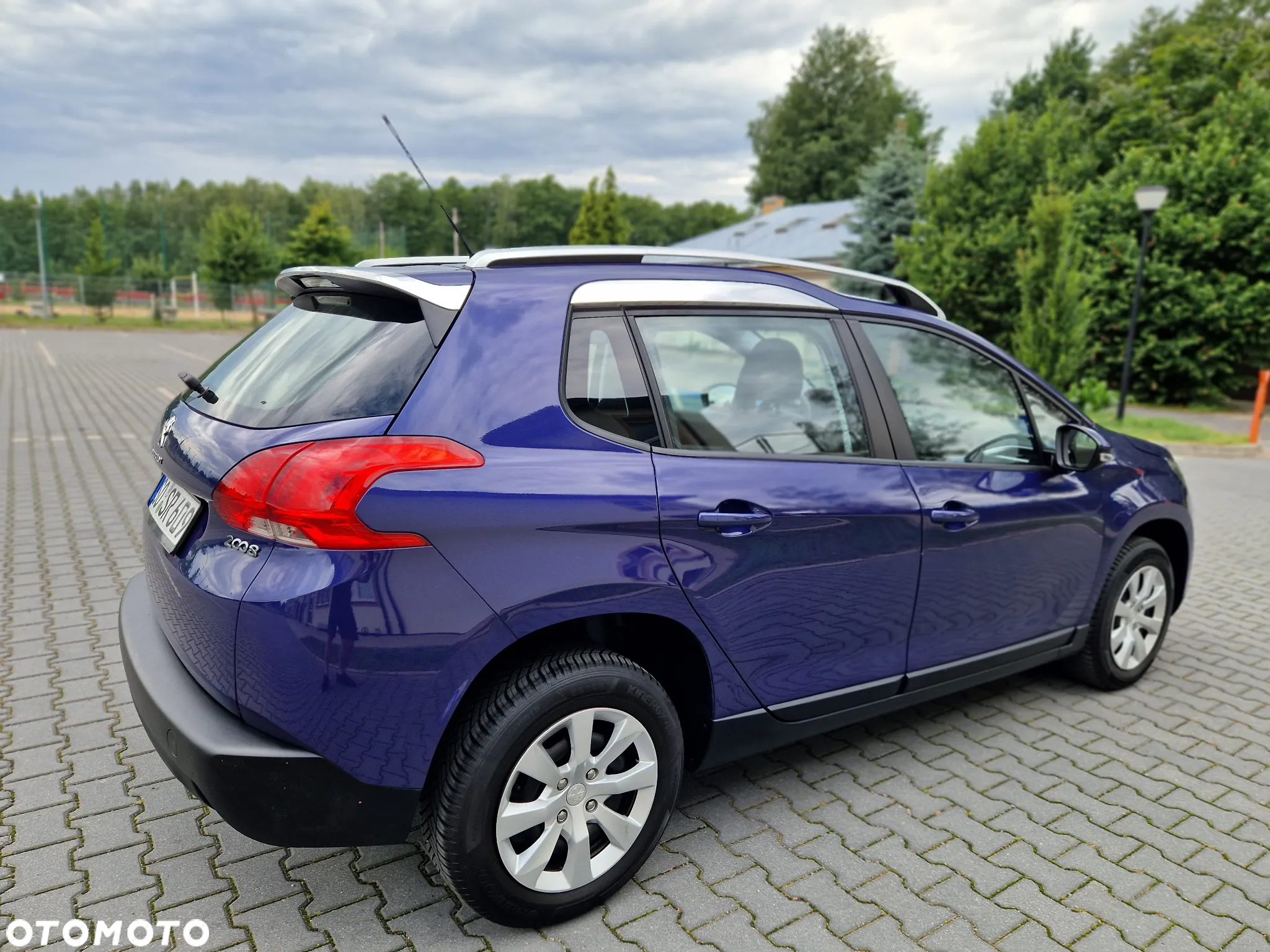 Peugeot 2008 - 12