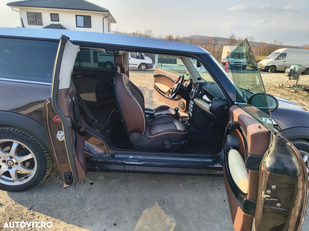 Mini Clubman - 17