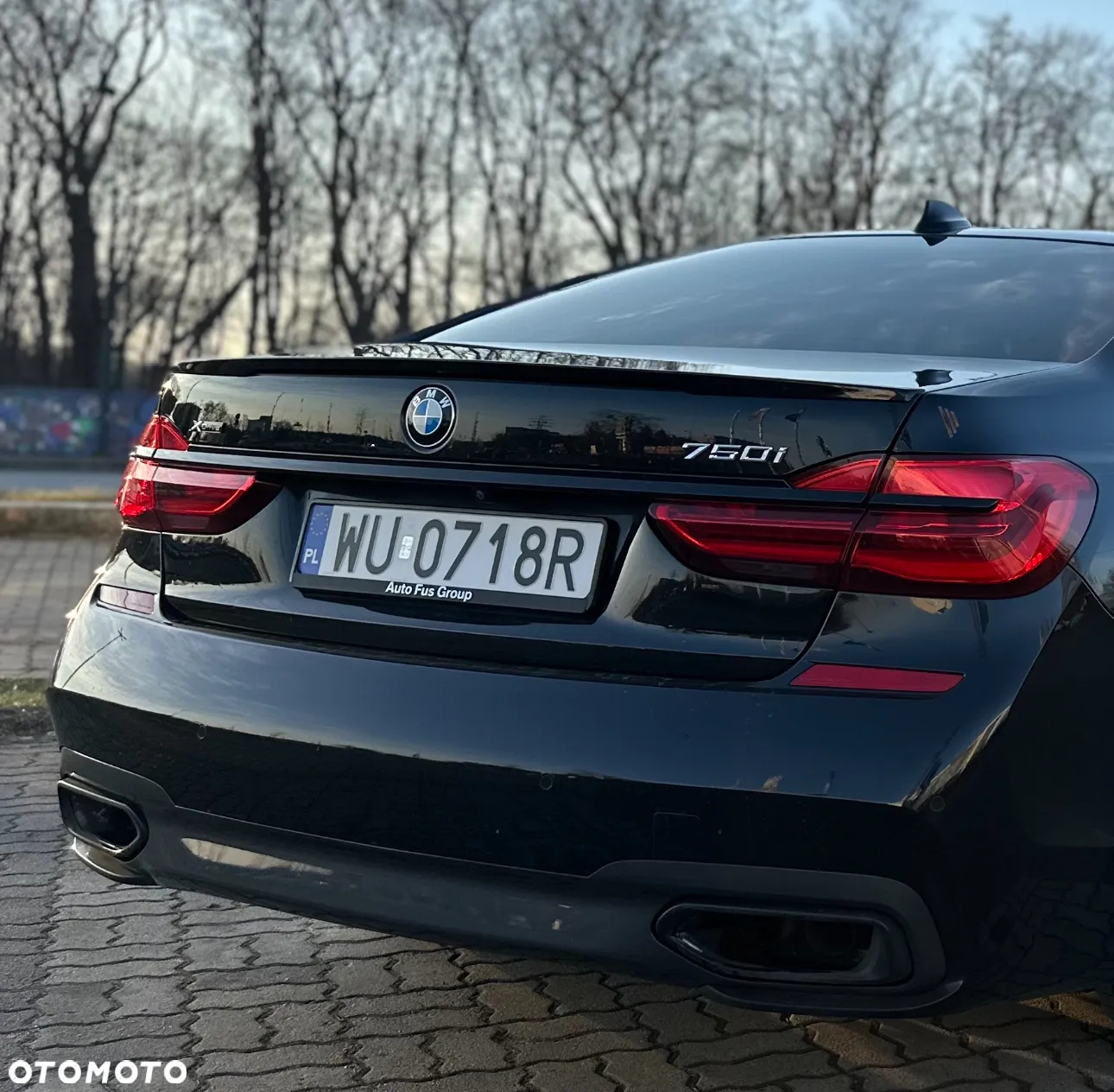 BMW Seria 7 750i xDrive - 6