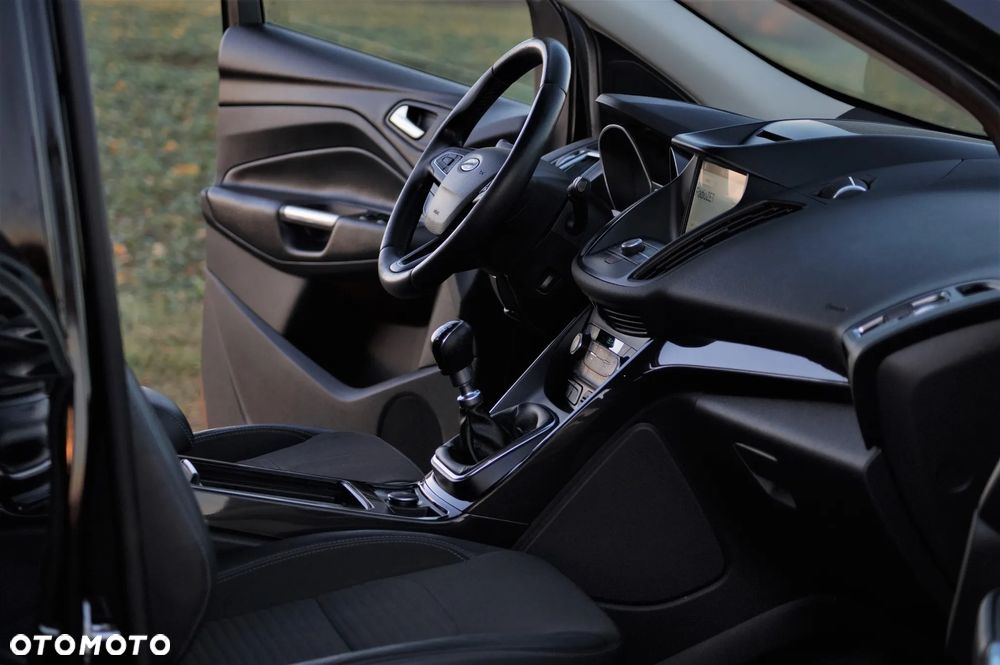 Ford Kuga - 21