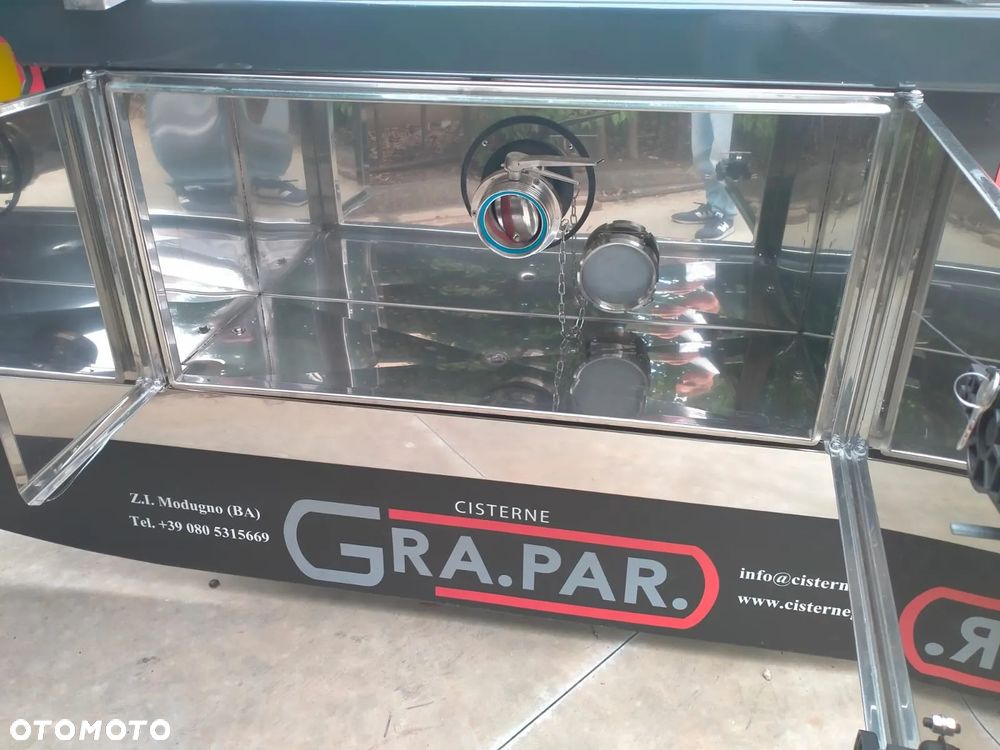 Grapar Do odbioru: 2 szt / Cysterna Spoż. / ATP / 32.500 / 3kom - 7