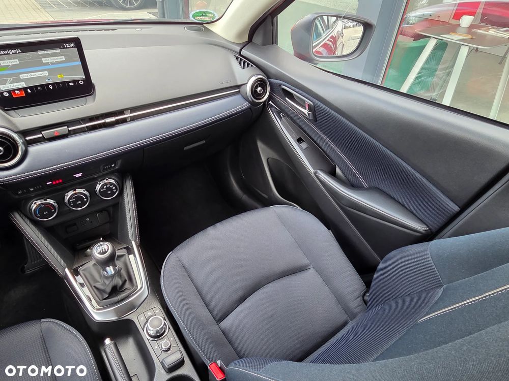 Mazda 2 SKYACTIV-G 90 Homura - 21