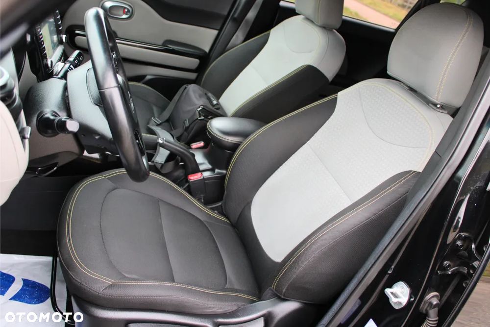 Kia Soul 1.6 CRDI Spirit - 14