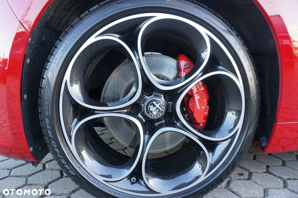 Alfa Romeo Giulia 2.0 Turbo Veloce Q4 - 11