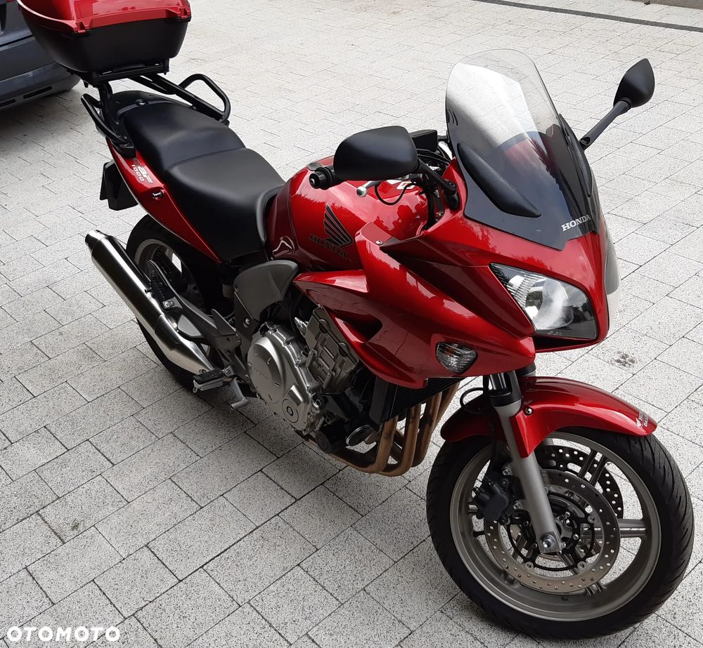 Honda CBF - 2