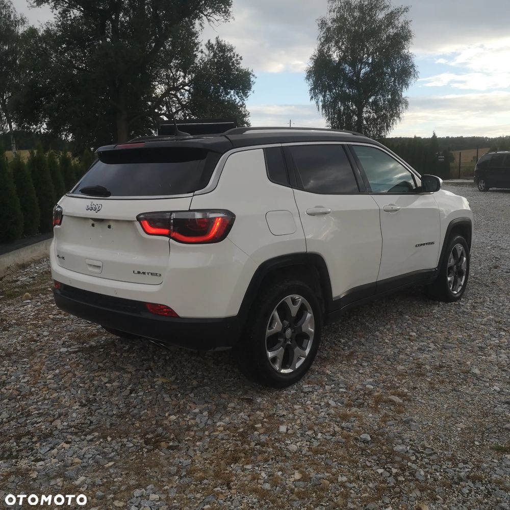 Jeep Compass 2.0 MultiJet Active Drive Automatik Business Line - 4