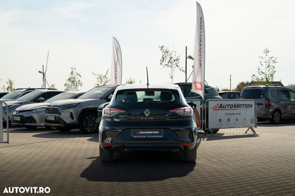 Renault Clio - 7