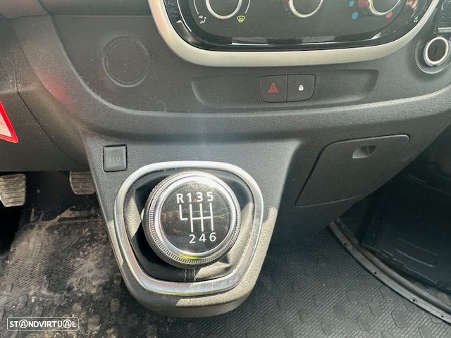 Renault TRAFIC L2H2 2.0 DCI 145 CV - 9