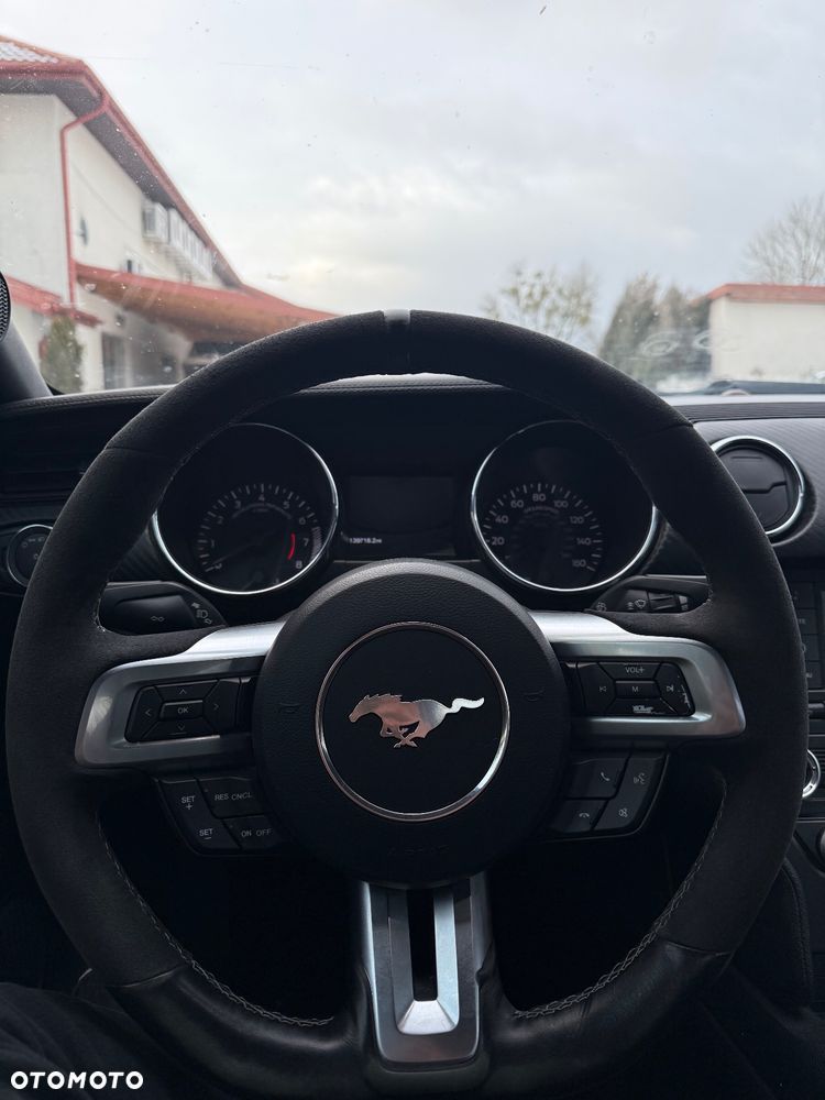Ford Mustang 3.7 V6 Premium - 32
