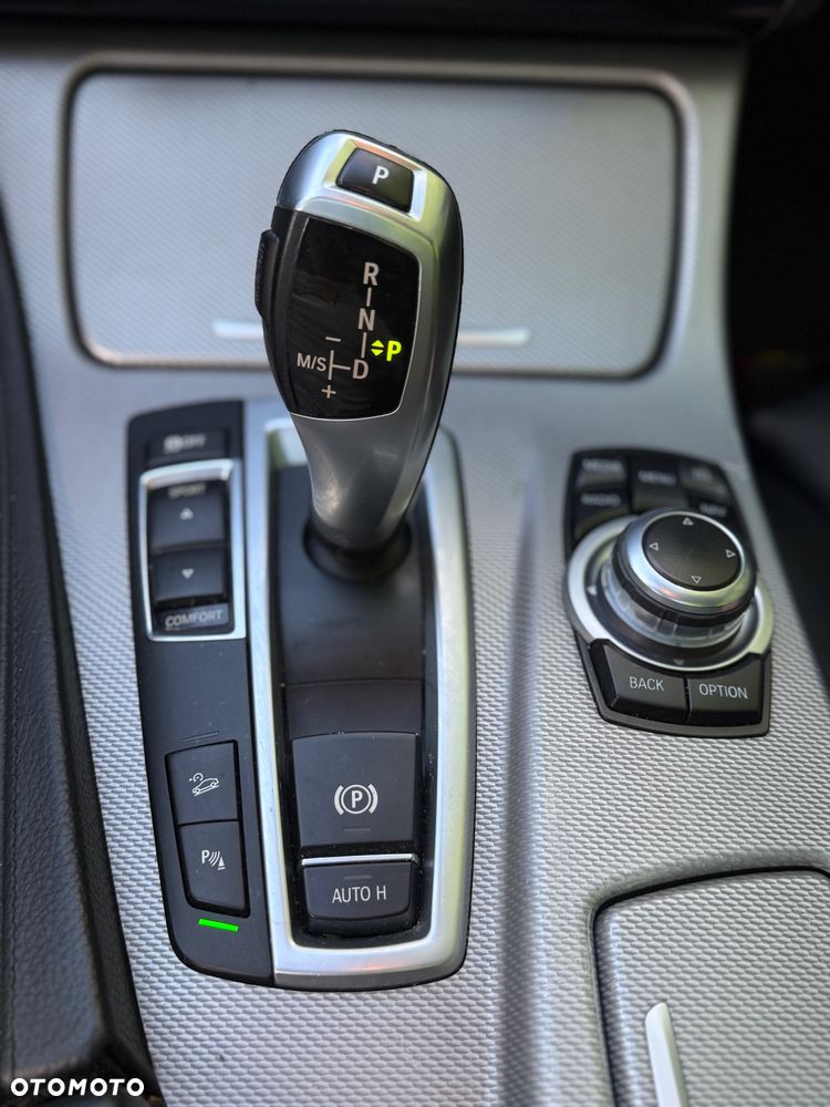 BMW Seria 5 535d xDrive Sport-Aut Modern Line - 21