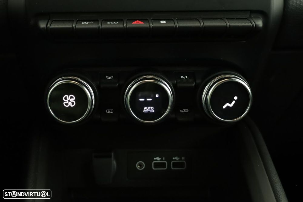 Mitsubishi Colt 1.0 MPI-T Launch Edition - 12