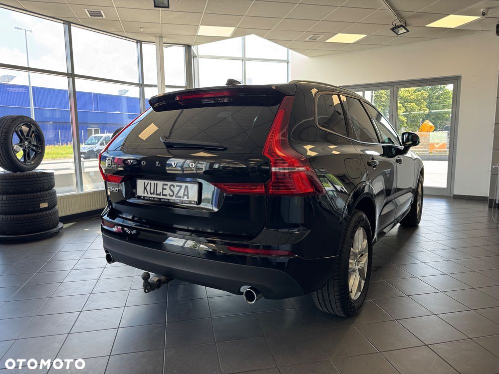 Volvo XC 60 D4 AWD RDesign - 5