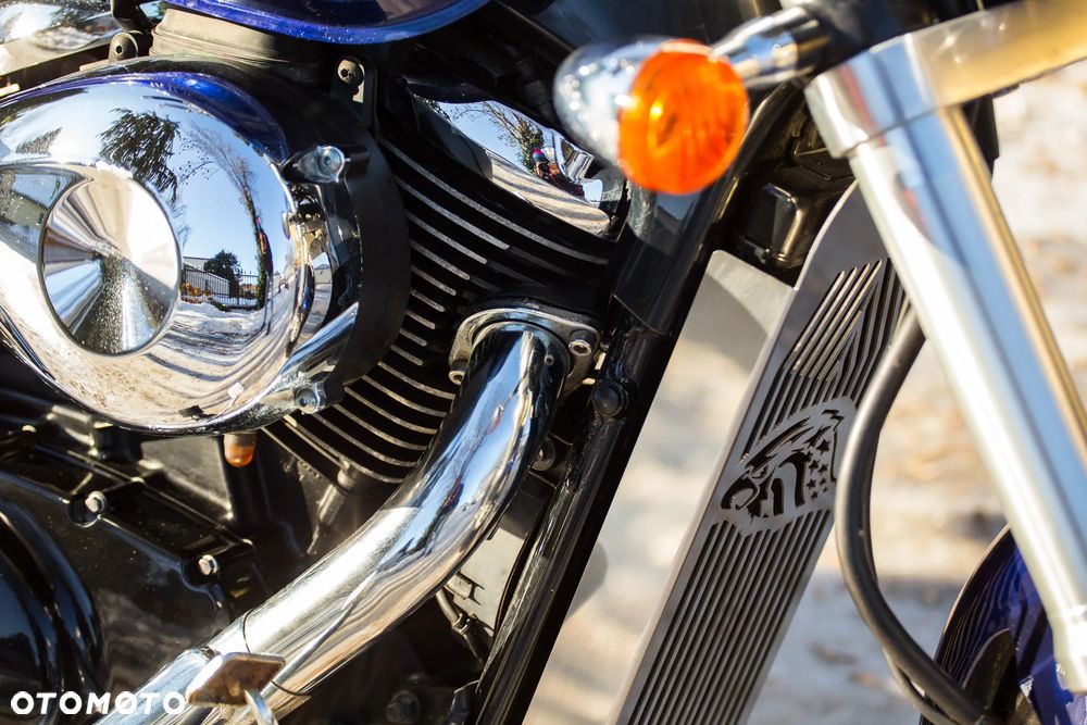 Suzuki Intruder - 23