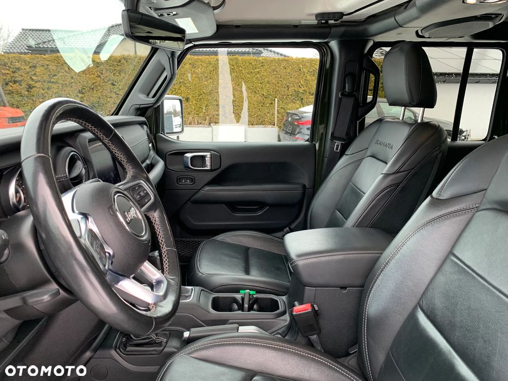 Jeep Wrangler Unlimited 3.6 Automatik Sahara - 16