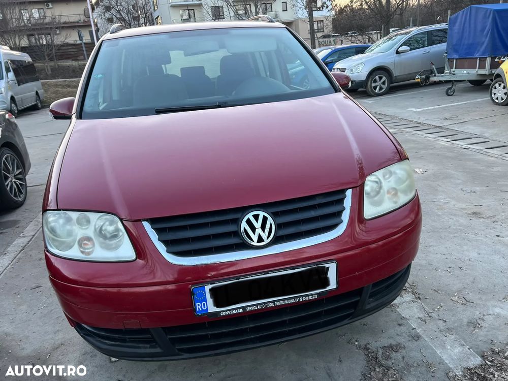 Volkswagen Touran 1.9 TDI Conceptline - 4