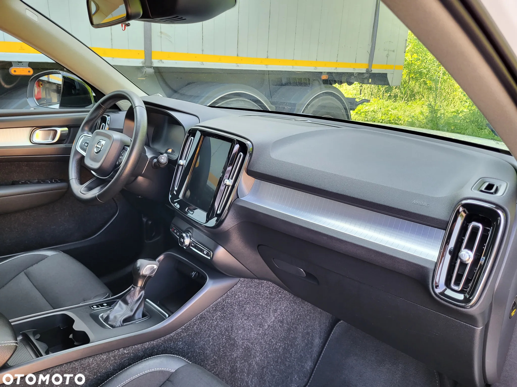 Volvo XC 40 T3 Momentum - 30