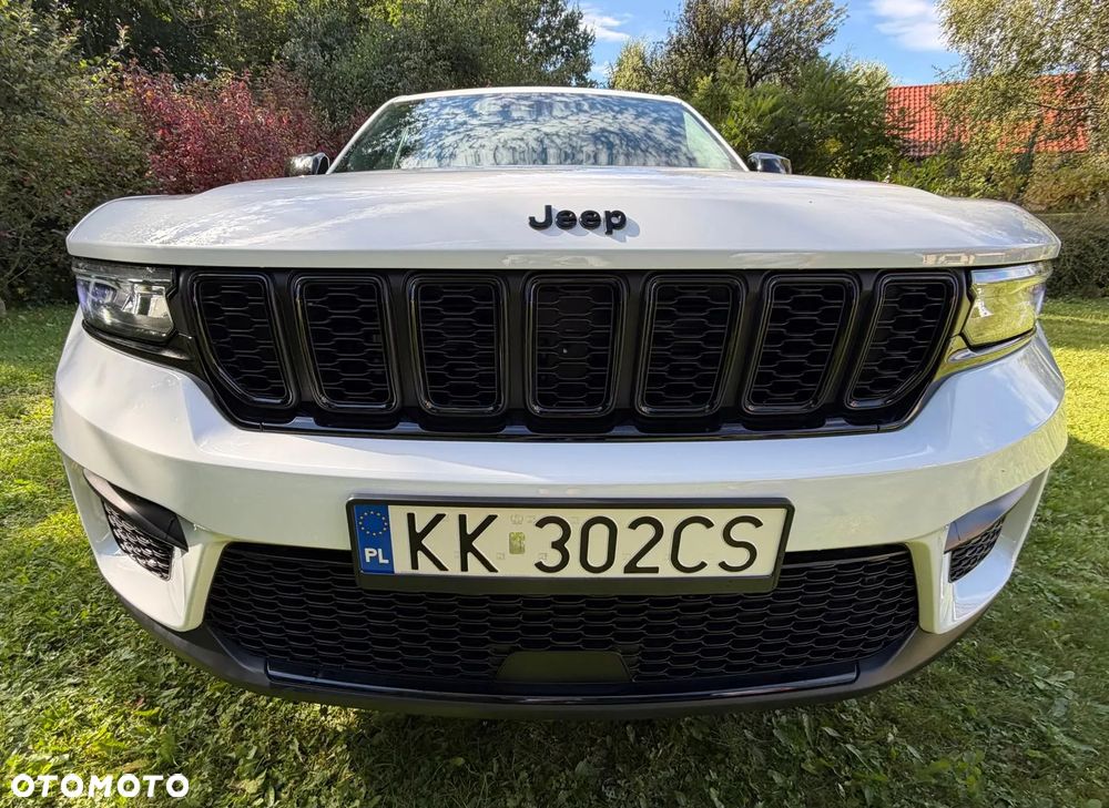 Jeep Grand Cherokee - 1