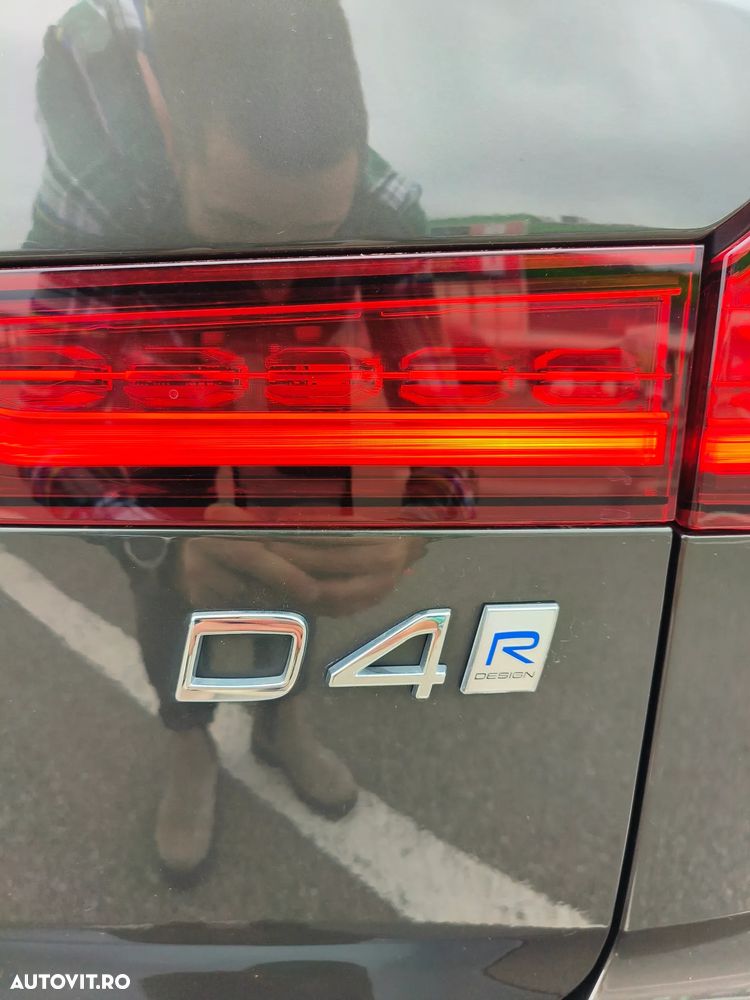 Volvo V60 D4 Geartronic R-Design - 15