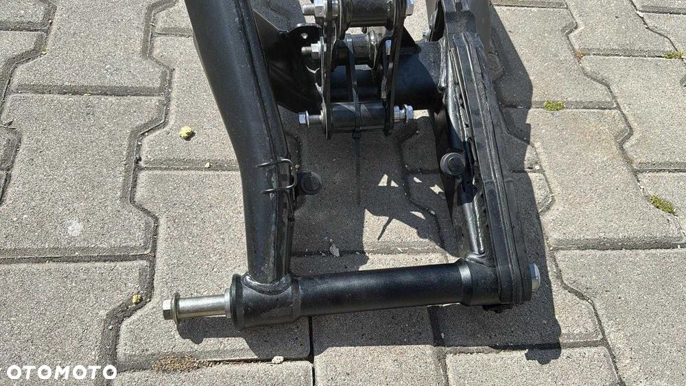 Wachacz Tył Triumph Tiger Sport 800. 2023-25 [1600] - 5