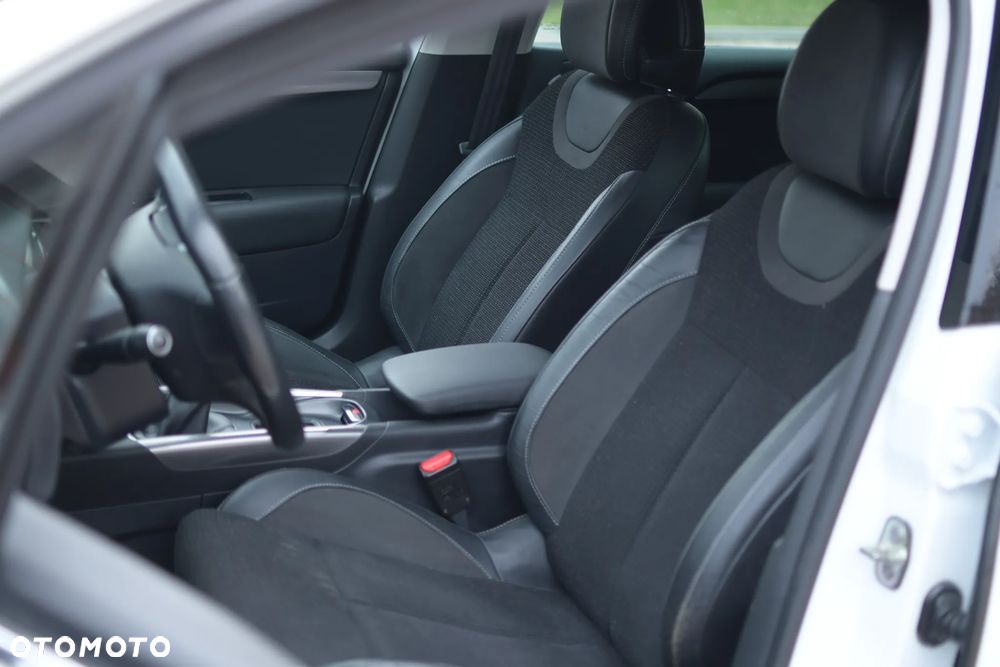 Citroën C4 1.6 HDi Impress - 10