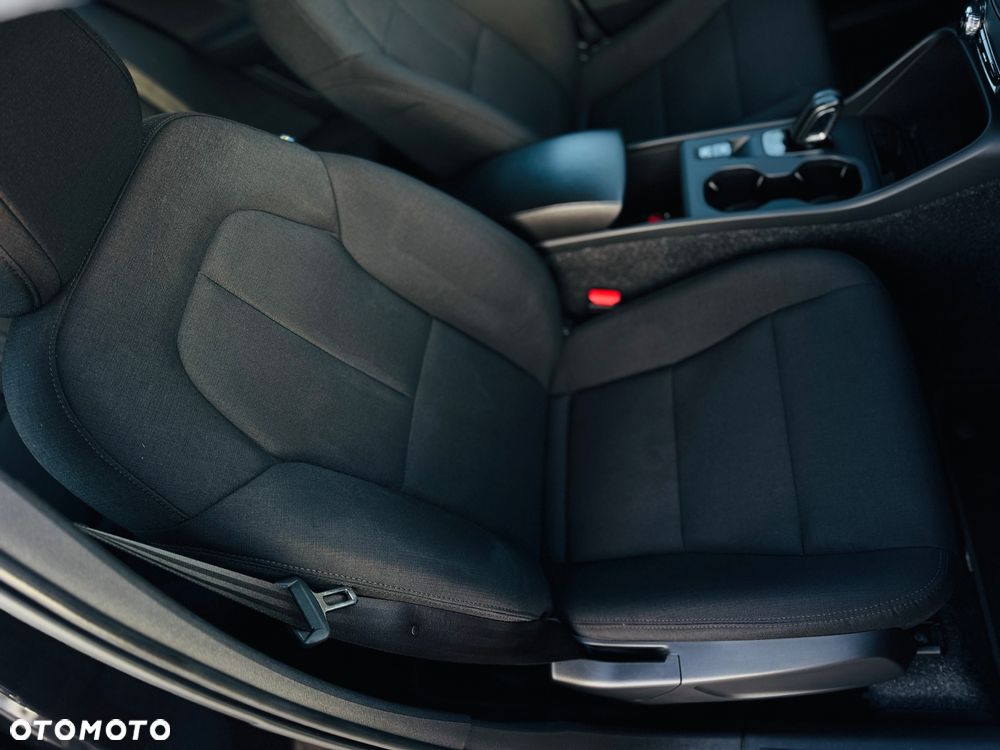 Volvo XC 40 D3 Momentum Pro - 12