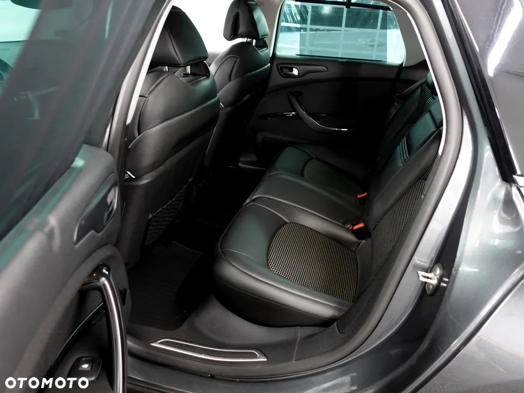 Citroën C5 2.0 HDi Exclusive - 10