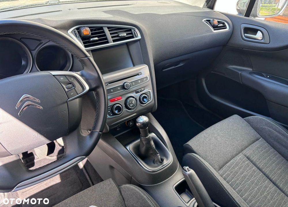 Citroën C4 1.2 PureTech Feel - 11