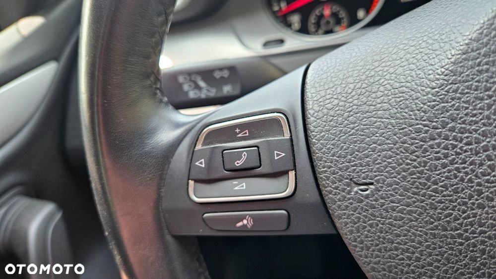 Volkswagen Passat CC - 29