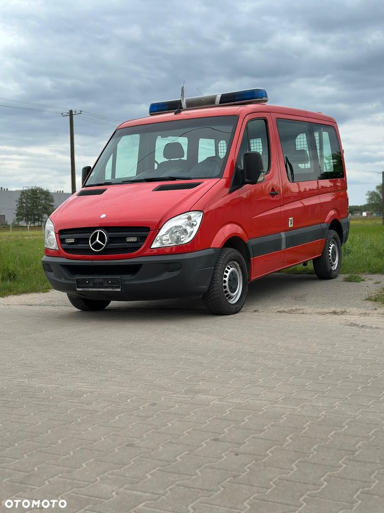 Mercedes-Benz Sprinter - 2
