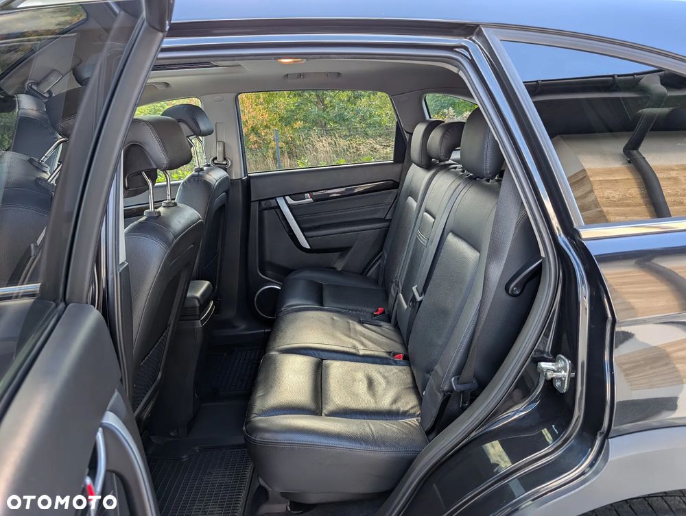 Chevrolet Captiva 2.2 d LTZ - 26