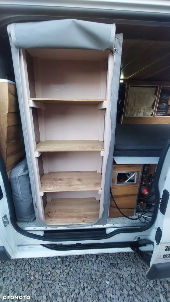 Renault TRAFIC - 16