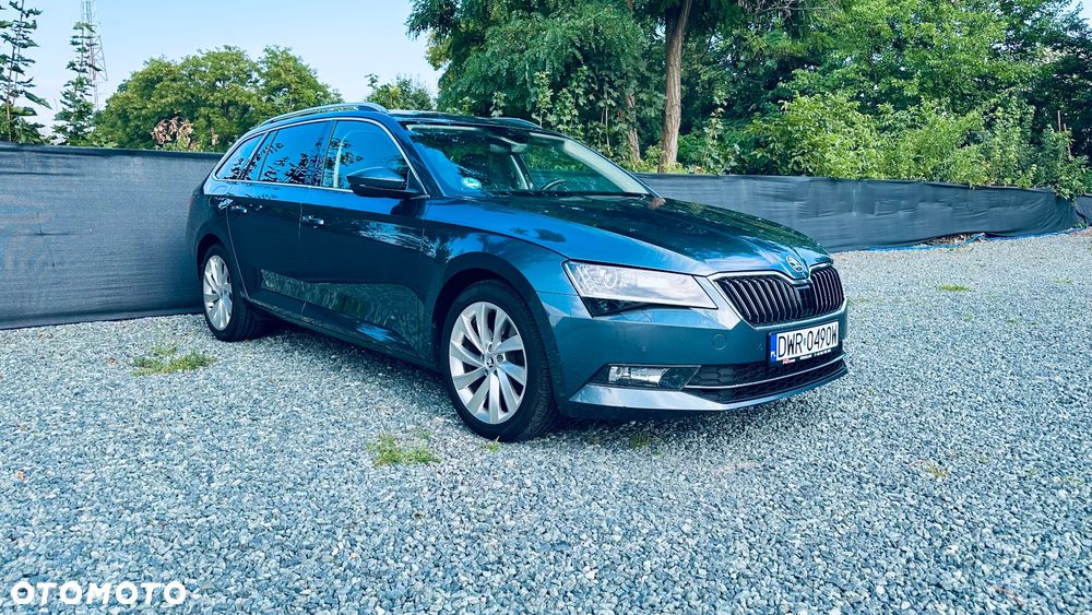Skoda Superb 2.0 TSI 4x4 DSG Sportline - 10