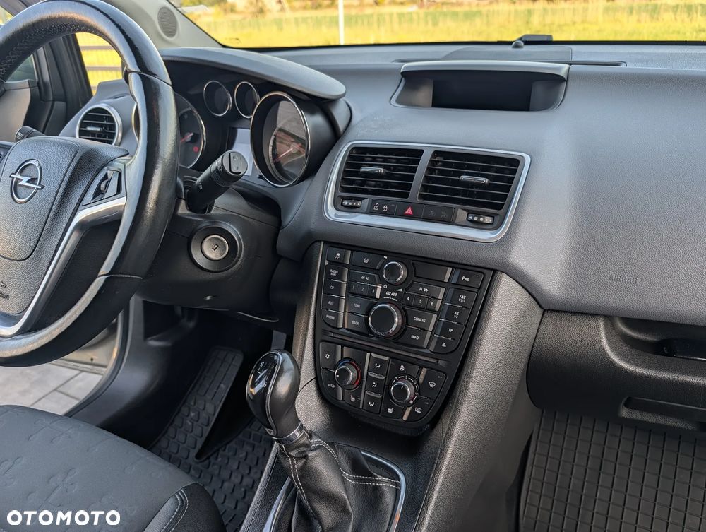 Opel Meriva 1.4 T Cosmo - 24