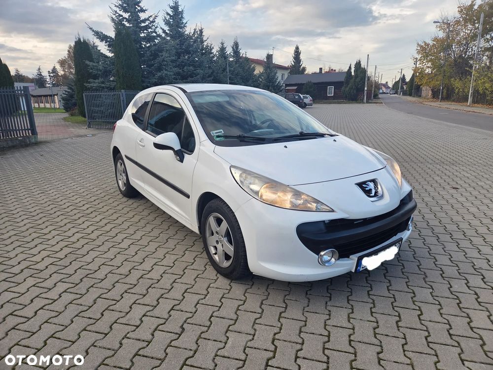 Peugeot 207 1.4 16V Trendy - 1