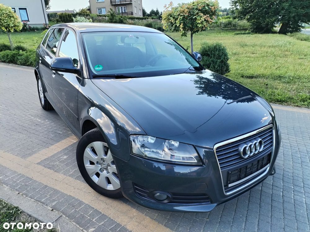 Audi A3 Sportback 1.6 Ambiente - 1